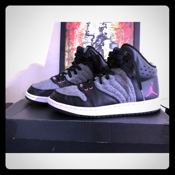 Nike Air Jordan Mid Size 6Y • Rare Wool •23• - Picture 1 of 5